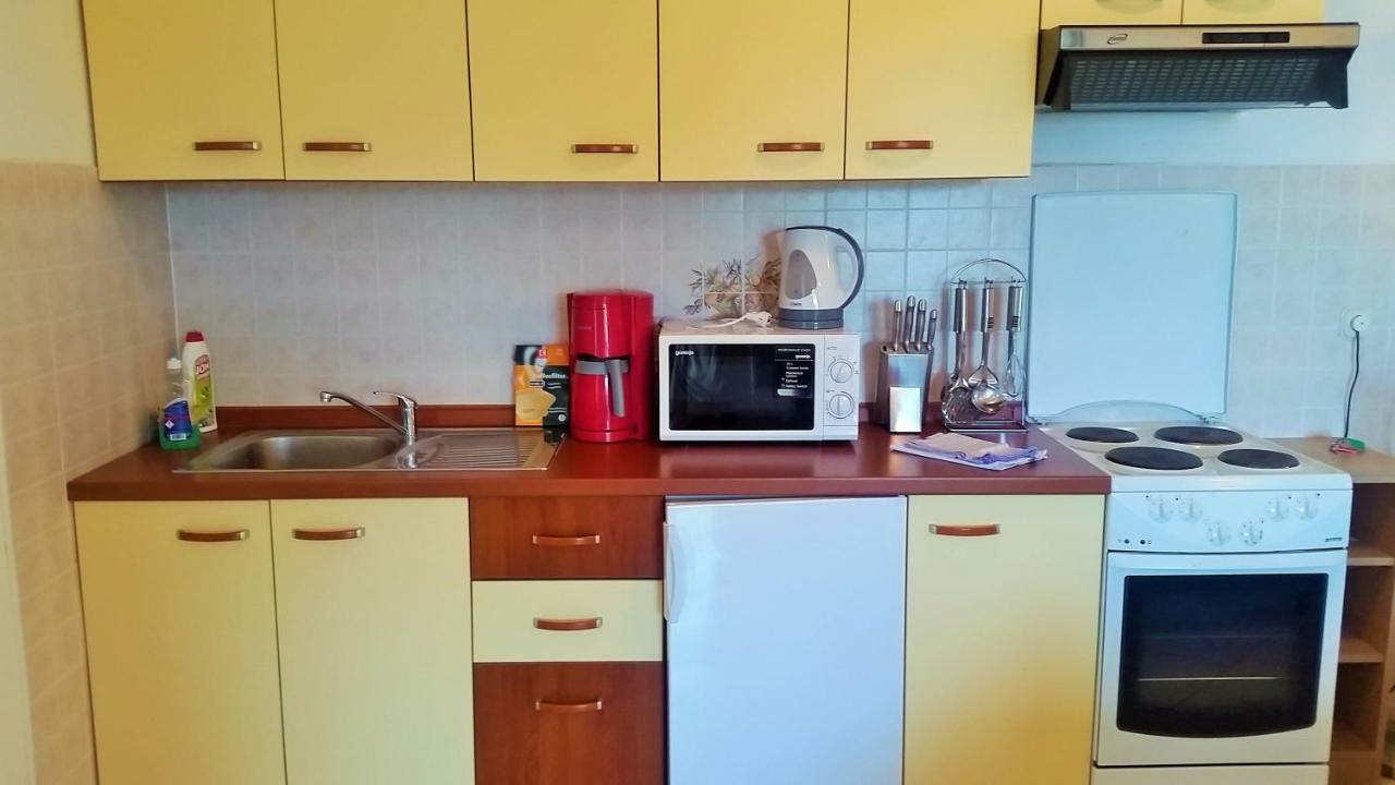 Obala Apartment & Studios マリンスカ エクステリア 写真