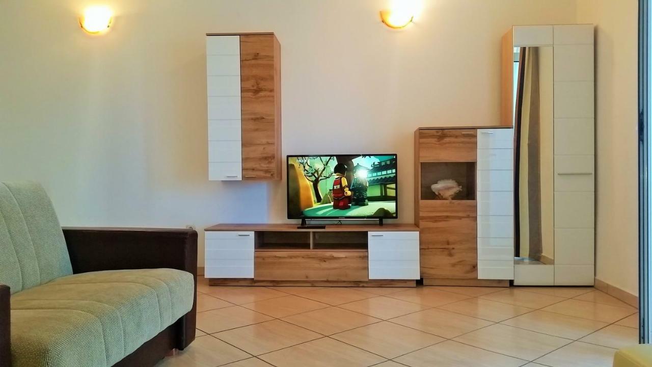 Obala Apartment & Studios マリンスカ エクステリア 写真